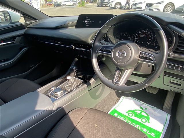 MAZDA 3 FASTBACK 2019 Image 31