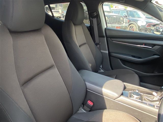 MAZDA 3 FASTBACK 2019 Image 31
