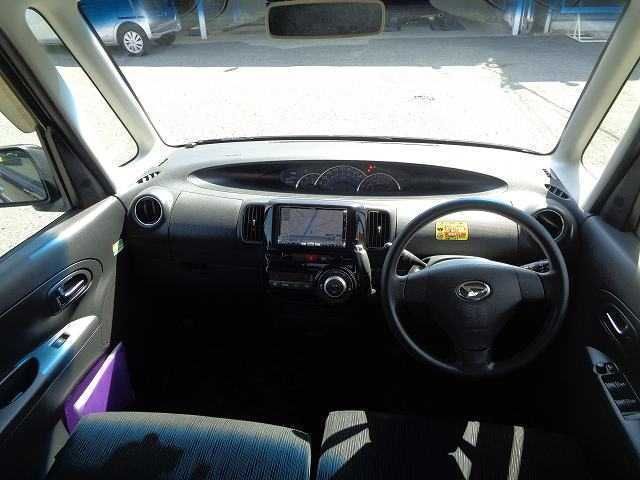 DAIHATSU TANTO CUSTOM 2013 Image 31