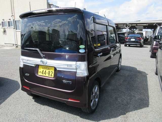 DAIHATSU TANTO CUSTOM 2013 Image 31