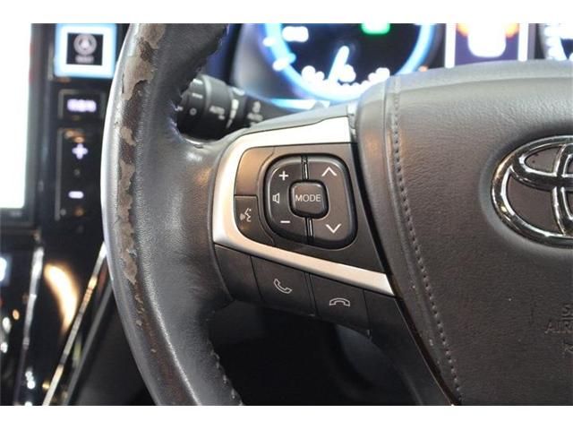 TOYOTA HARRIER HYBRID 2015 Image 31