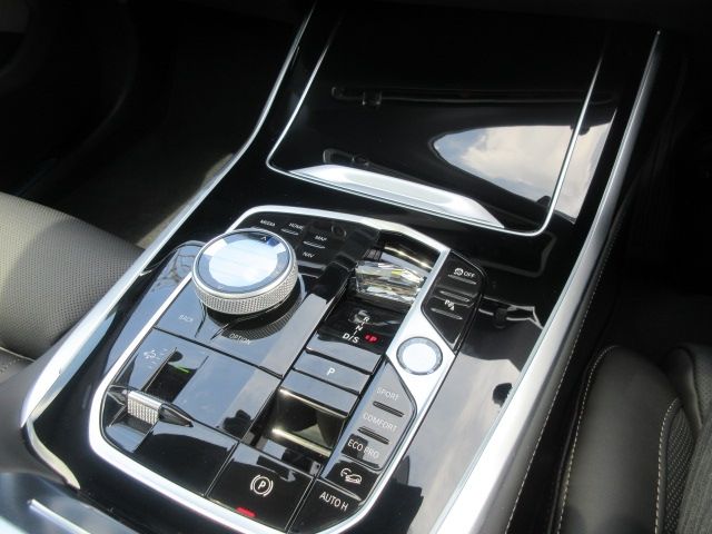 BMW X7 2024 Image 31