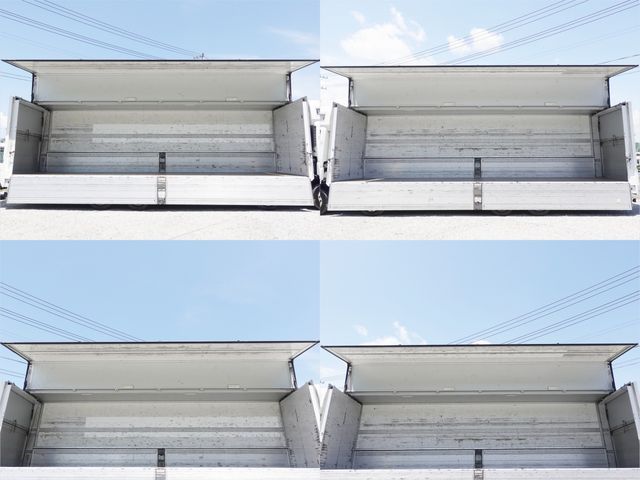 MITSUBISHI FUSOU SUPER GREAT 2015 Image 31