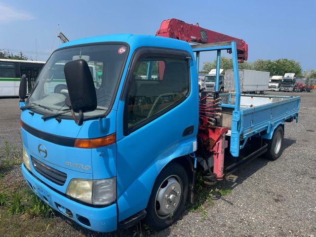 HINO DUTRO 2001 Image 31