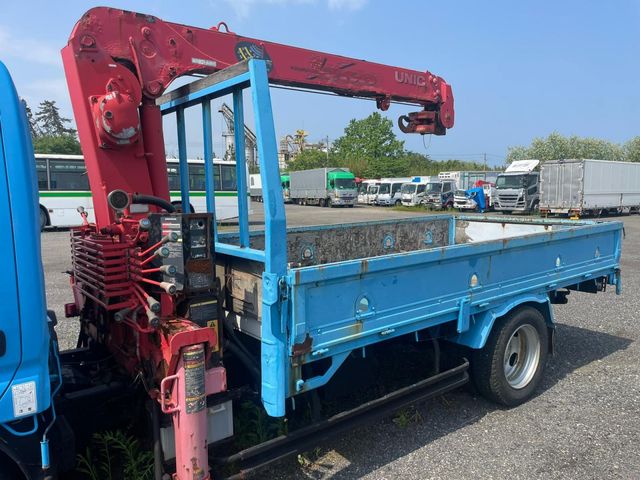 HINO DUTRO 2001 Image 31