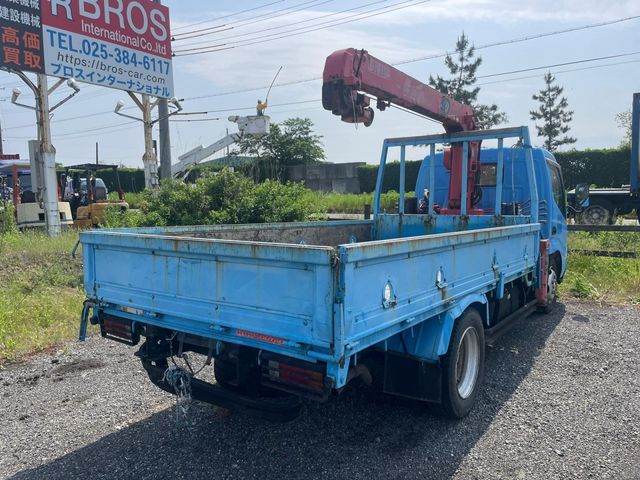 HINO DUTRO 2001 Image 31