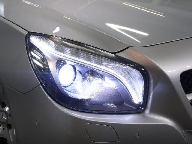 MERCEDES BENZ SL CLA 2013 Image 31