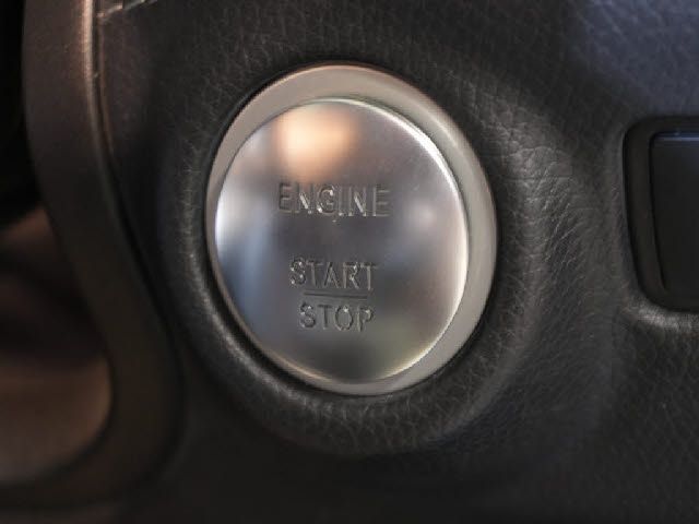 MERCEDES BENZ SL CLA 2013 Image 31