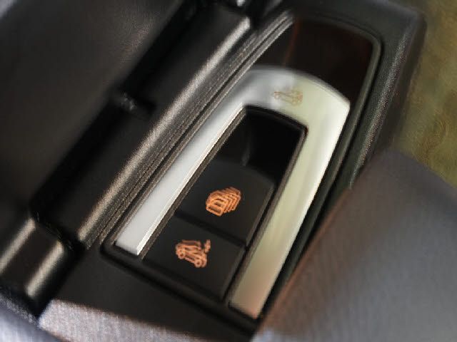 MERCEDES BENZ SL CLA 2013 Image 31