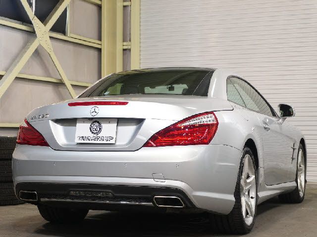 MERCEDES BENZ SL CLA 2013 Image 31