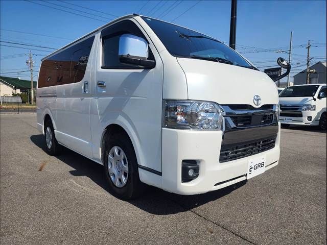 TOYOTA HIACE VAN 2WD 2024 Image 31
