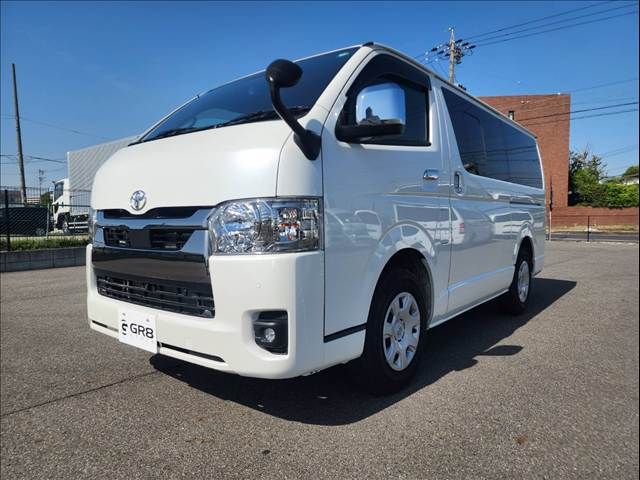 TOYOTA HIACE VAN 2WD 2024 Image 31