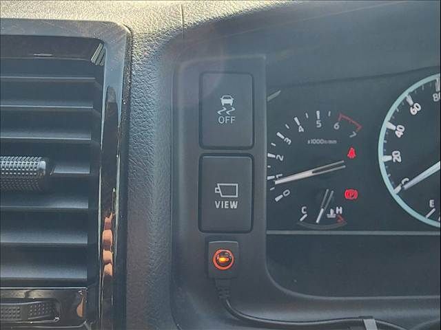 TOYOTA HIACE VAN 2WD 2024 Image 31