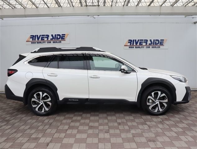 SUBARU LEGACY OUTBACK 2022 Image 31