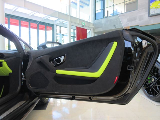 LAMBORGHINI HURACAN 2024 Image 31