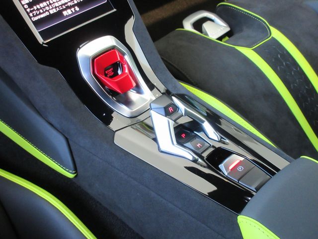 LAMBORGHINI HURACAN 2024 Image 31