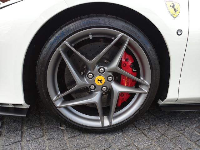 FERRARI F8 TRIBUTO 2020 Image 31