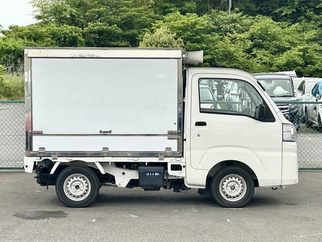 DAIHATSU HIJET TRUCK 4WD 2019 Image 31