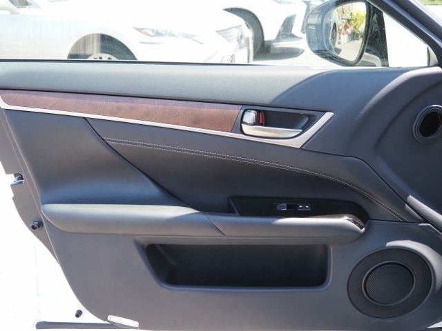 TOYOTA LEXUS GS300H 2017 Image 31