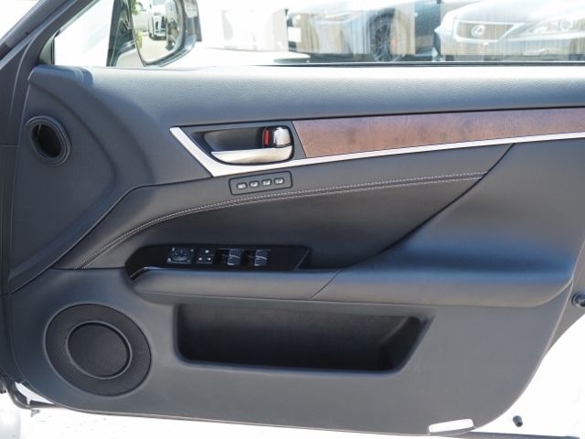 TOYOTA LEXUS GS300H 2017 Image 31