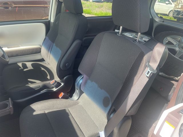 TOYOTA PORTE 2016 Image 31