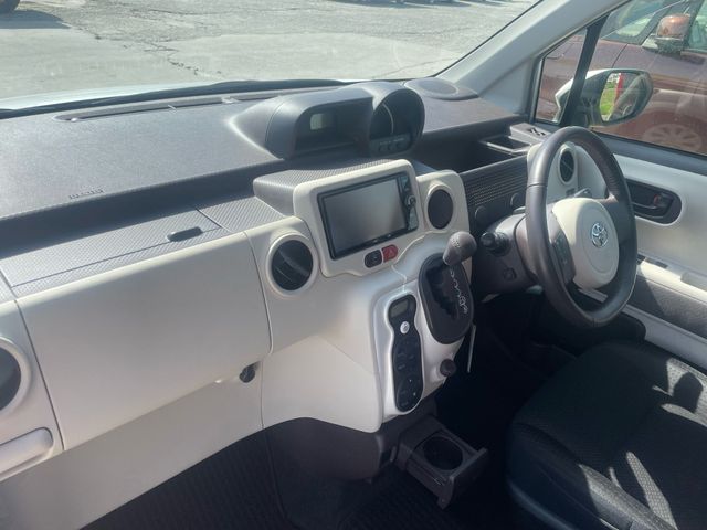 TOYOTA PORTE 2016 Image 31