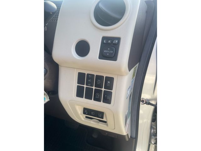 TOYOTA PORTE 2016 Image 31