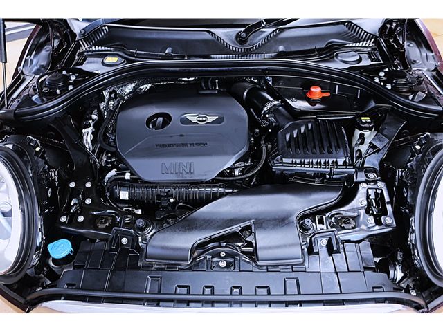 BMW MINI COOPER S CL 2016 Image 31