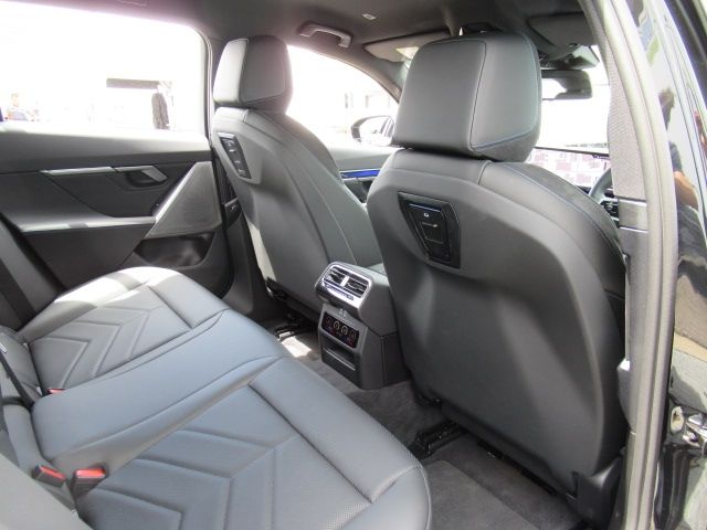 BMW 5SERIES TOURING 2024 Image 31