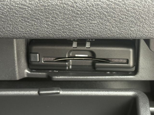 NISSAN SERENA  S-HYBRID 2022 Image 31