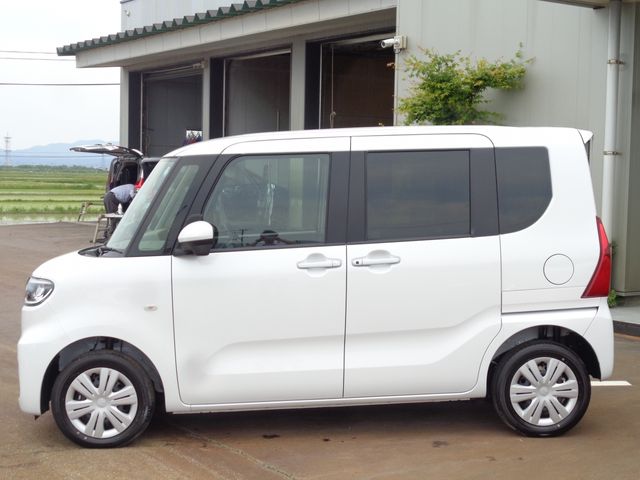 DAIHATSU TANTO 4WD 2024 Image 31