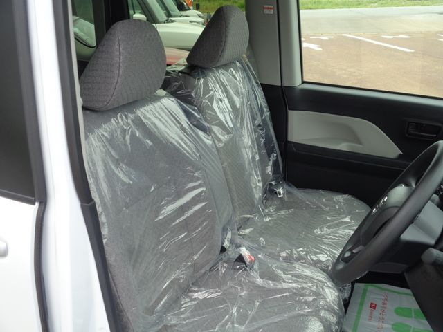 DAIHATSU TANTO 4WD 2024 Image 31