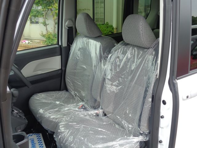 DAIHATSU TANTO 4WD 2024 Image 31