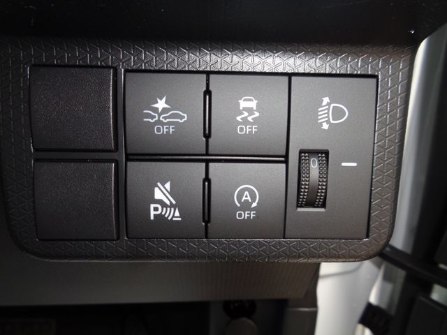 DAIHATSU TANTO 4WD 2024 Image 31