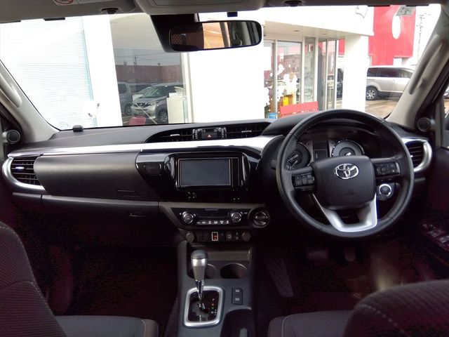 TOYOTA HILUX 4WD 2021 Image 31