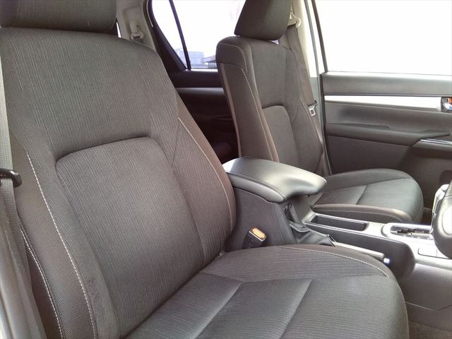 TOYOTA HILUX 4WD 2021 Image 31