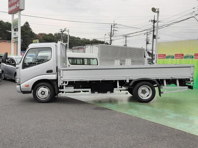 HINO DUTRO 2019 Image 31