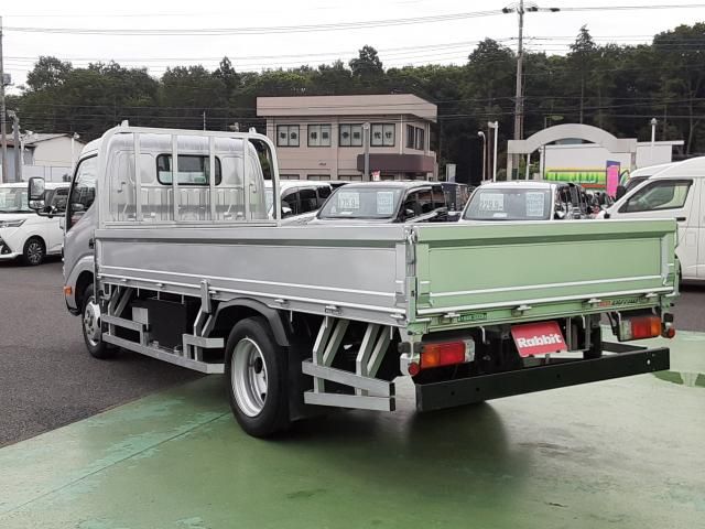 HINO DUTRO 2019 Image 31