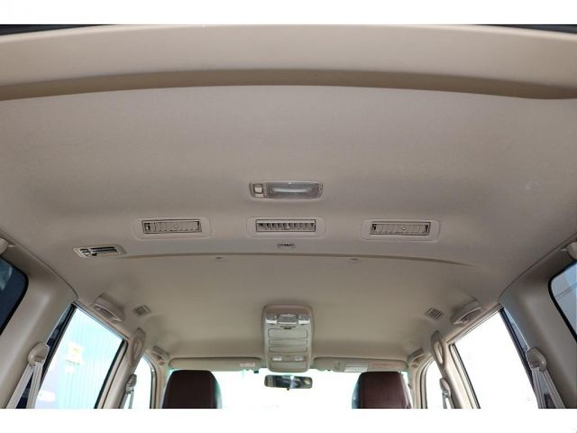 TOYOTA LANDCRUISER WAGON 2005 Image 31