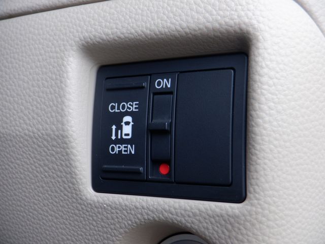 HONDA N BOX 2019 Image 31