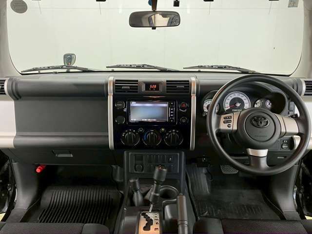 TOYOTA FJ CRUISER 4WD 2017 Image 31