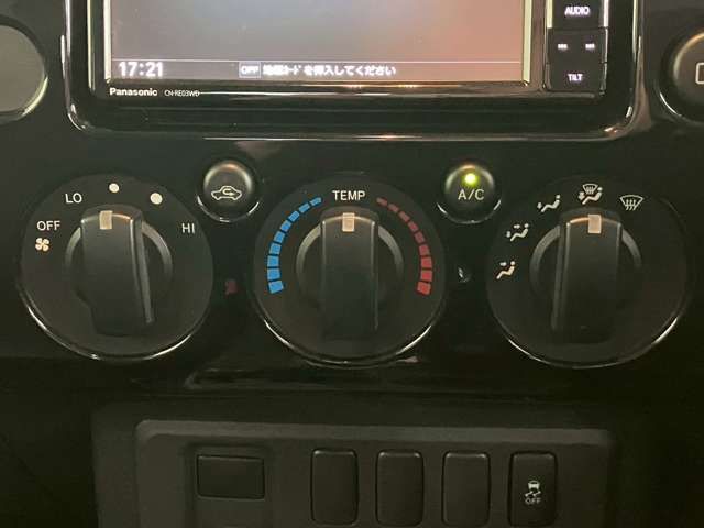 TOYOTA FJ CRUISER 4WD 2017 Image 31