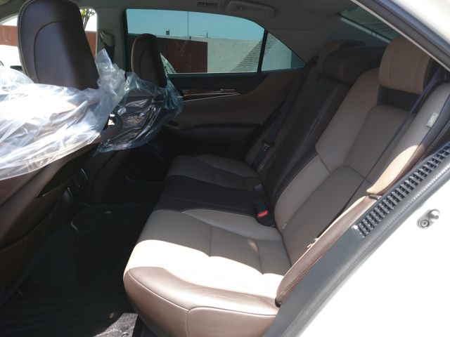 TOYOTA CROWN MAJESTA HYBRID 2016 Image 31