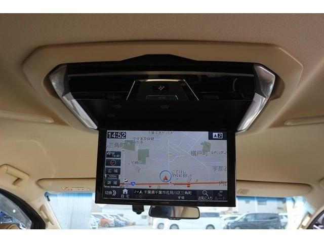 TOYOTA VELLFIRE 2018 Image 31