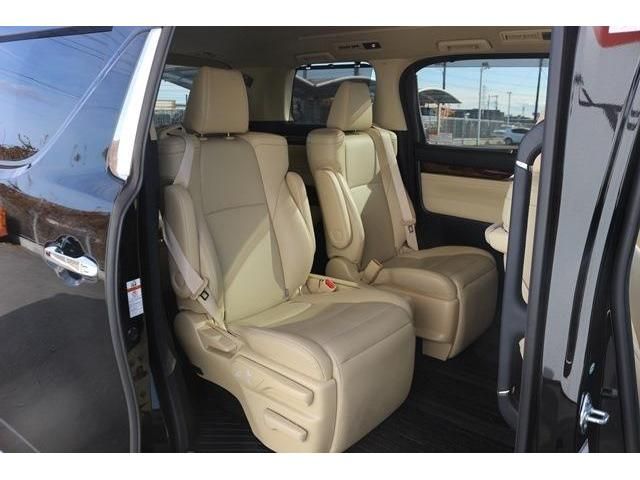 TOYOTA VELLFIRE 2018 Image 31