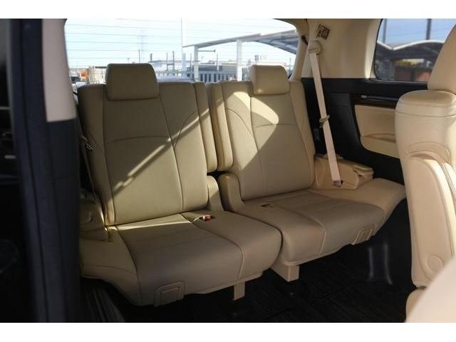 TOYOTA VELLFIRE 2018 Image 31