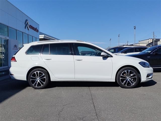 VOLKSWAGEN GOLF VARI 2020 Image 31