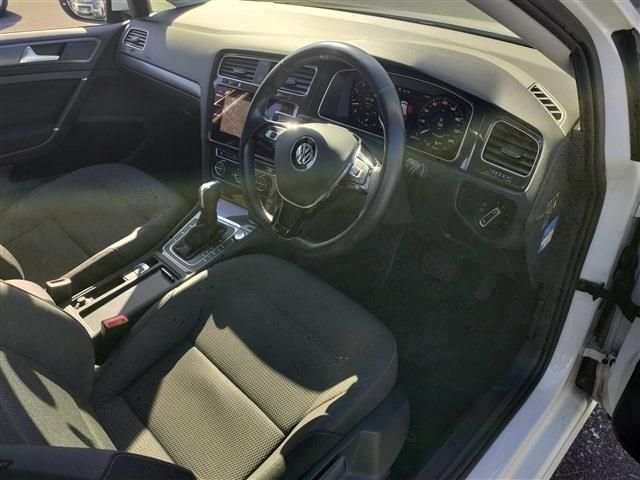 VOLKSWAGEN GOLF VARI 2020 Image 31