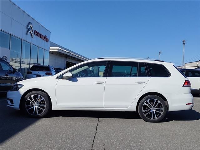 VOLKSWAGEN GOLF VARI 2020 Image 31