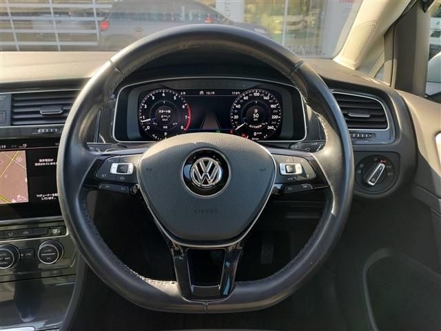 VOLKSWAGEN GOLF VARI 2020 Image 31